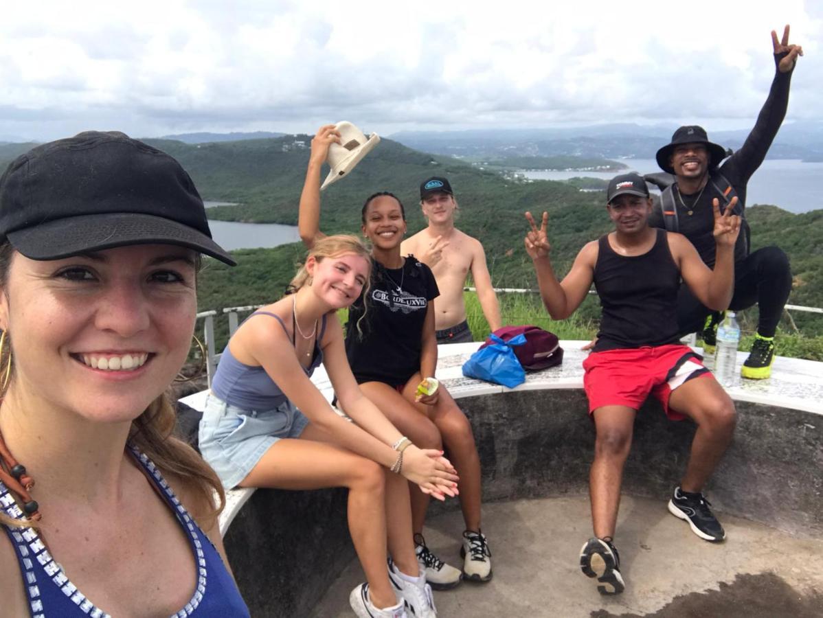 Top Hill Hostel- Martinique- Auberge Dortoir Ла Трините Екстериор снимка