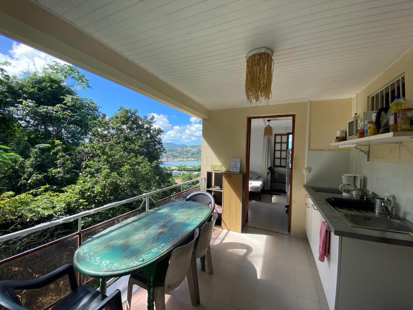Top Hill Hostel- Martinique- Auberge Dortoir Ла Трините Екстериор снимка